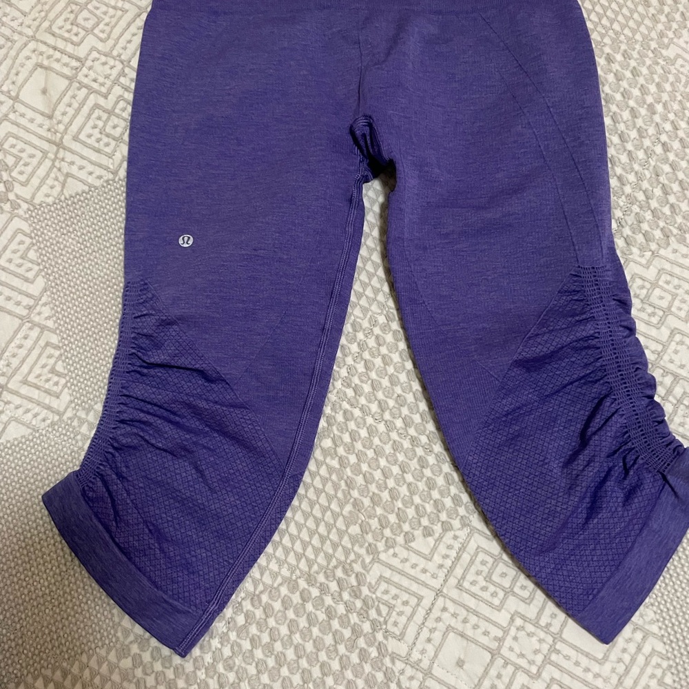 Lululemon In the Flow Crop Leggings Size 6 - Picture 2 of 5